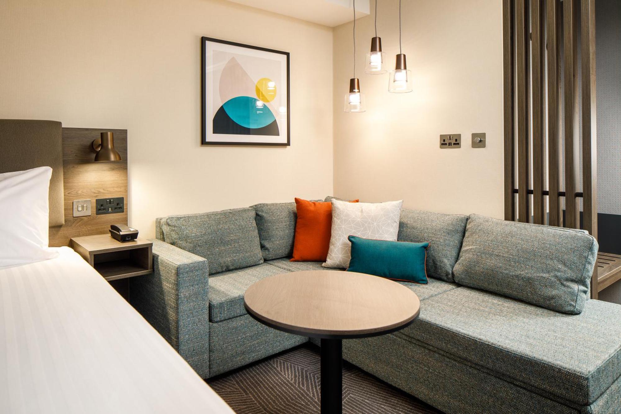 הייל Holiday Inn Manchester Airport T2 By Ihg מראה חיצוני תמונה