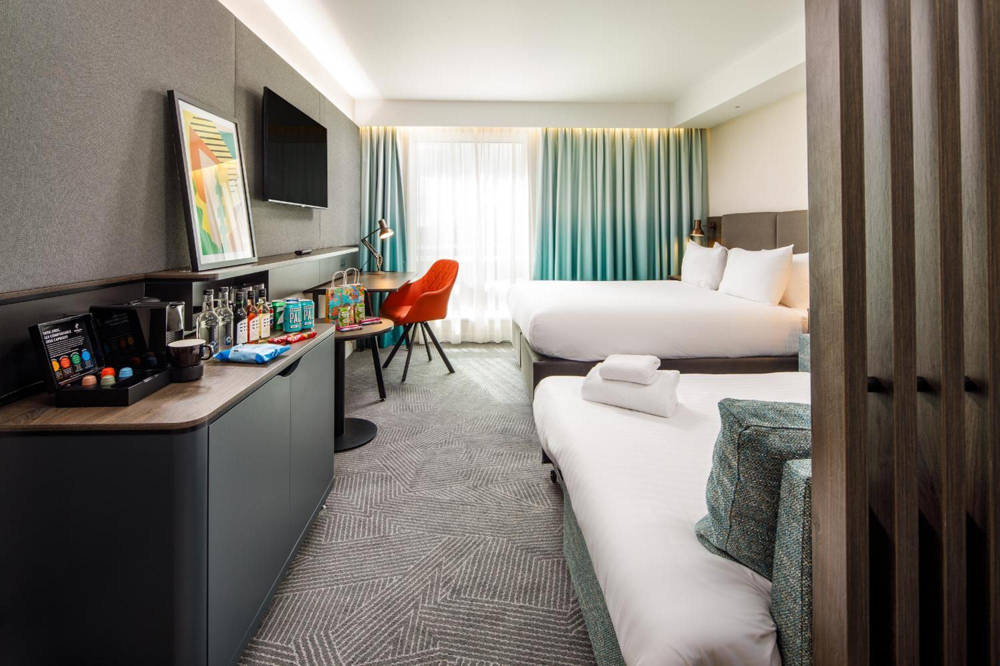 הייל Holiday Inn Manchester Airport T2 By Ihg מראה חיצוני תמונה